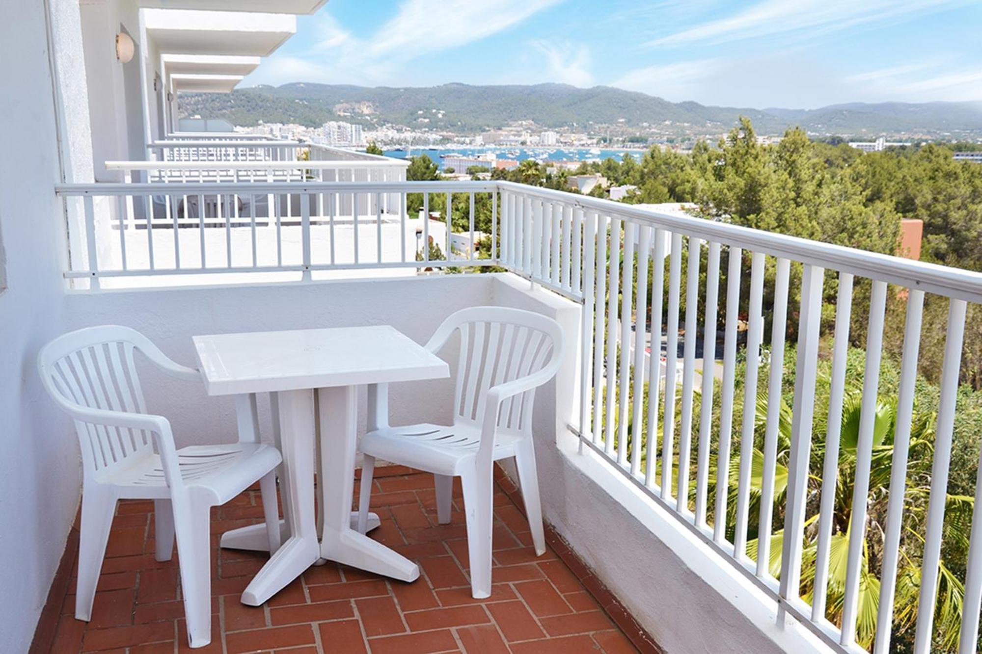 Vibra Monterrey Apart-hotel 2*